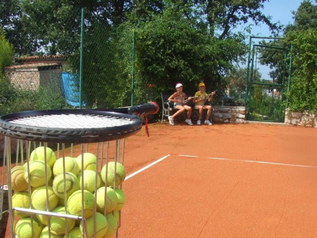 Villa In Funtana With Private Tenniscourt Εξωτερικό φωτογραφία